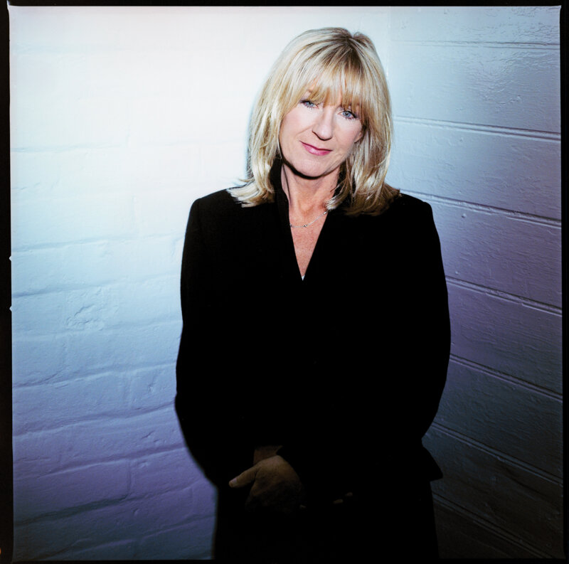 christine-mcvie-zum-80-geburtstag-der-ikone-in-the-meantime-2004