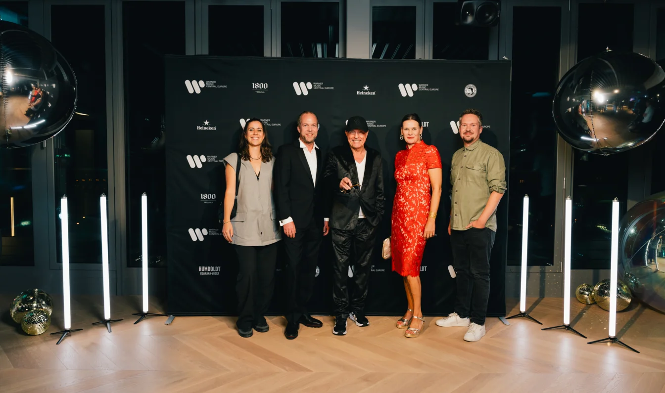 News-Titelbild - Warner Music feiert erstes Jubiläum in Berlin